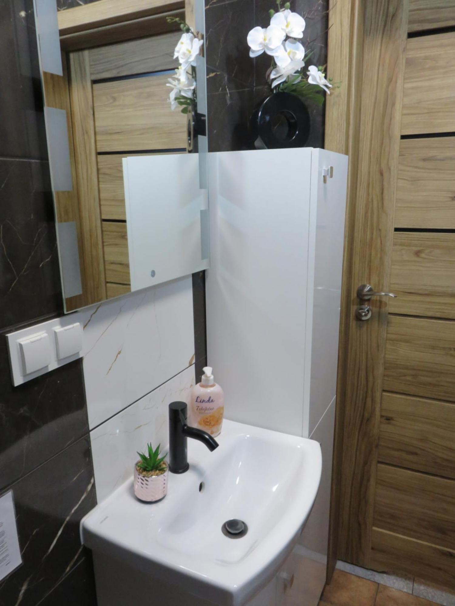 Nowoczesny Z Garazem I Balkonem Mokotow Apartment