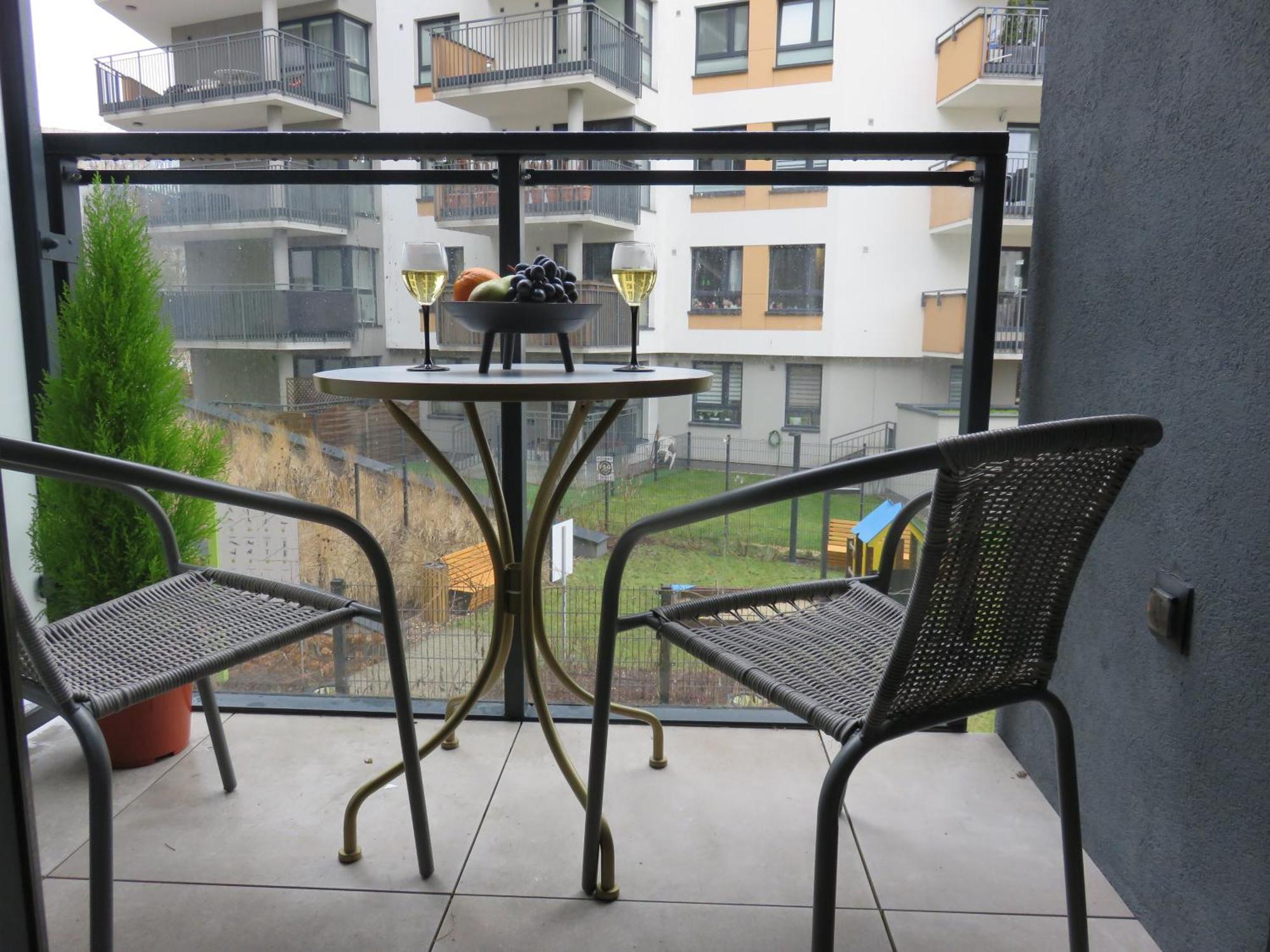 Nowoczesny Z Garazem I Balkonem Mokotow Apartment